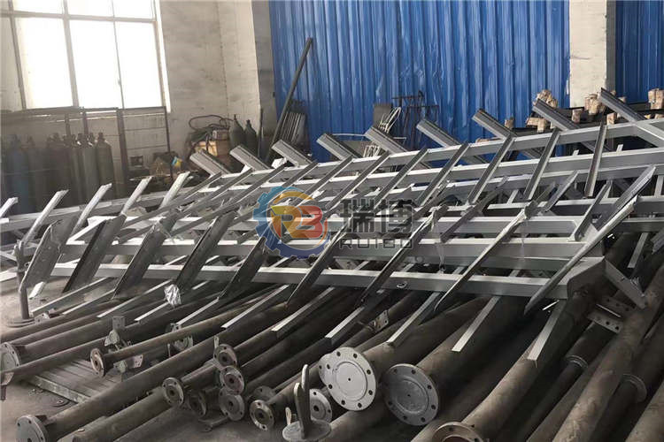 中心傳動刮泥機